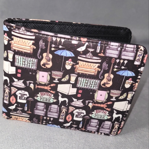 F•R•I•E•N•D•S Wallet - Picture 2 of 15